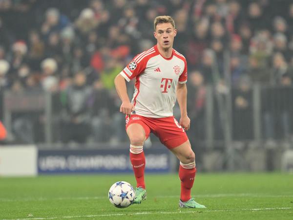 Joshua Kimmich là một trong những tiền vệ mỏ neo xuất sắc nhất hiện nay