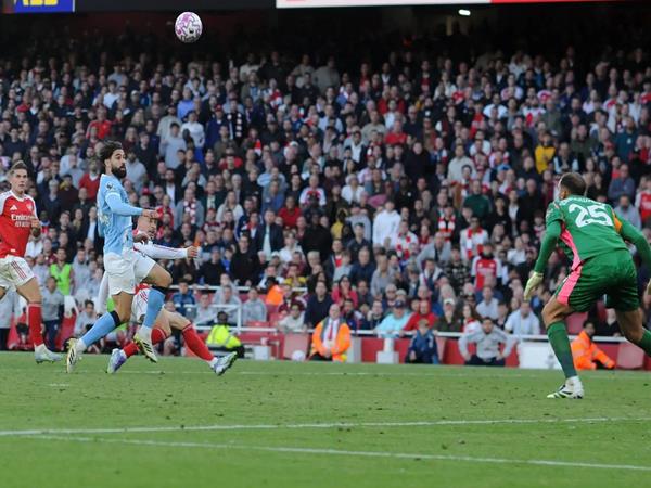 Khoảnh khắc ma thuật của Martinelli