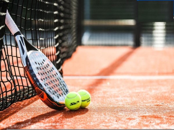Chơi Tennis cần chuẩn bị những gì cho người mới bắt đầu