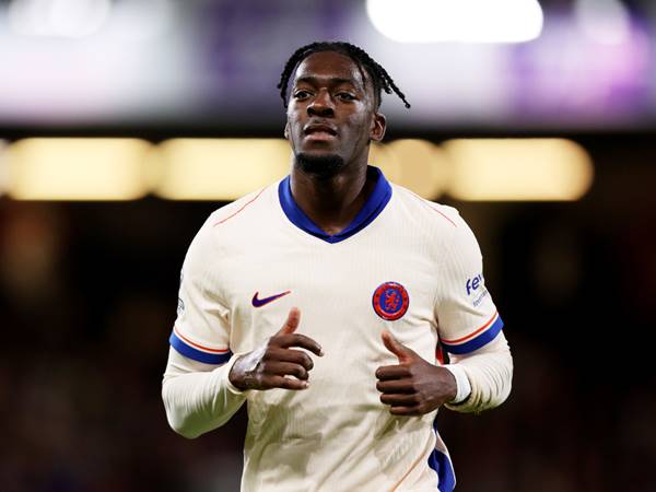 Những dấu ấn vàng son trong sự nghiệp của Axel Disasi